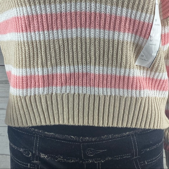 Will Fable Cropped Sweater - Picture 8 of 12